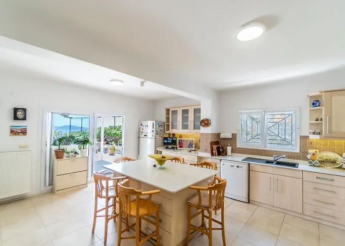 Premium - Amazing Seaviews